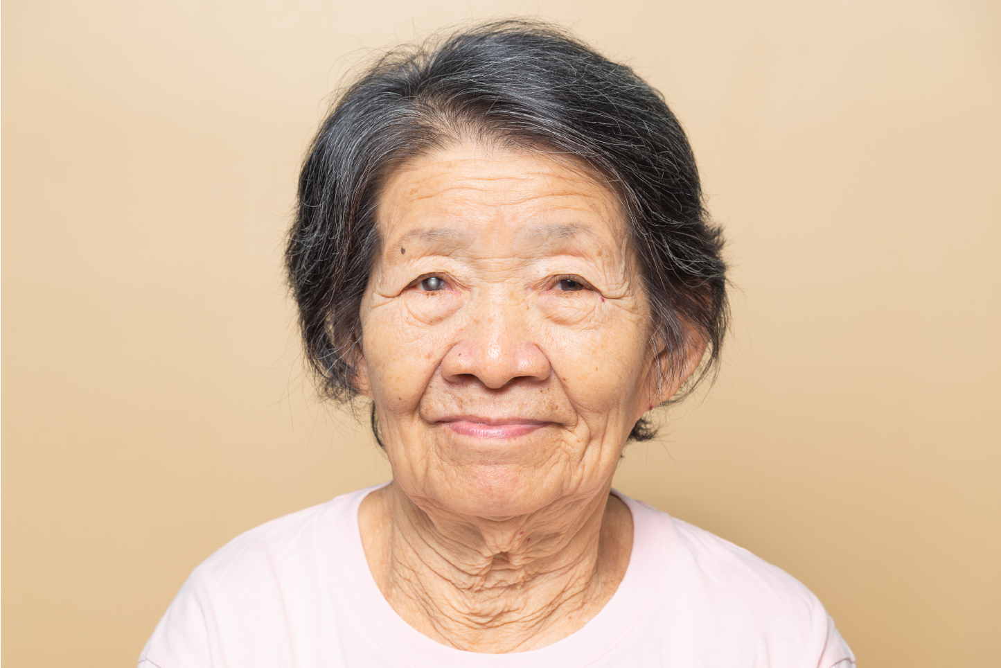 SIGNS OF CATARACT THAT ELDERLY PEOPLE MAY IGNORE