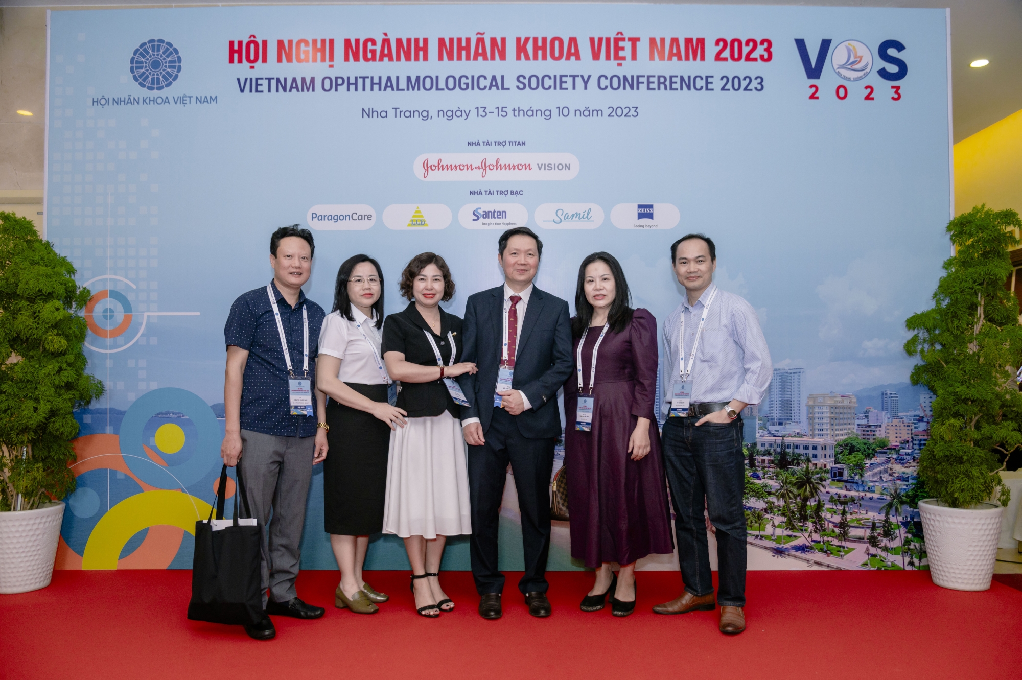 hội nghị hoi-nghi