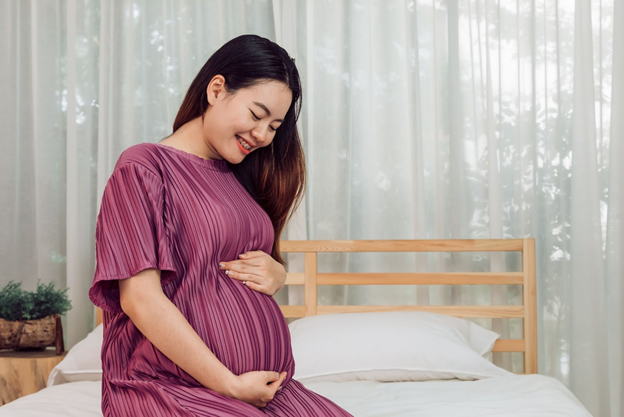 Phụ nữ mang thai không nên mổ cận