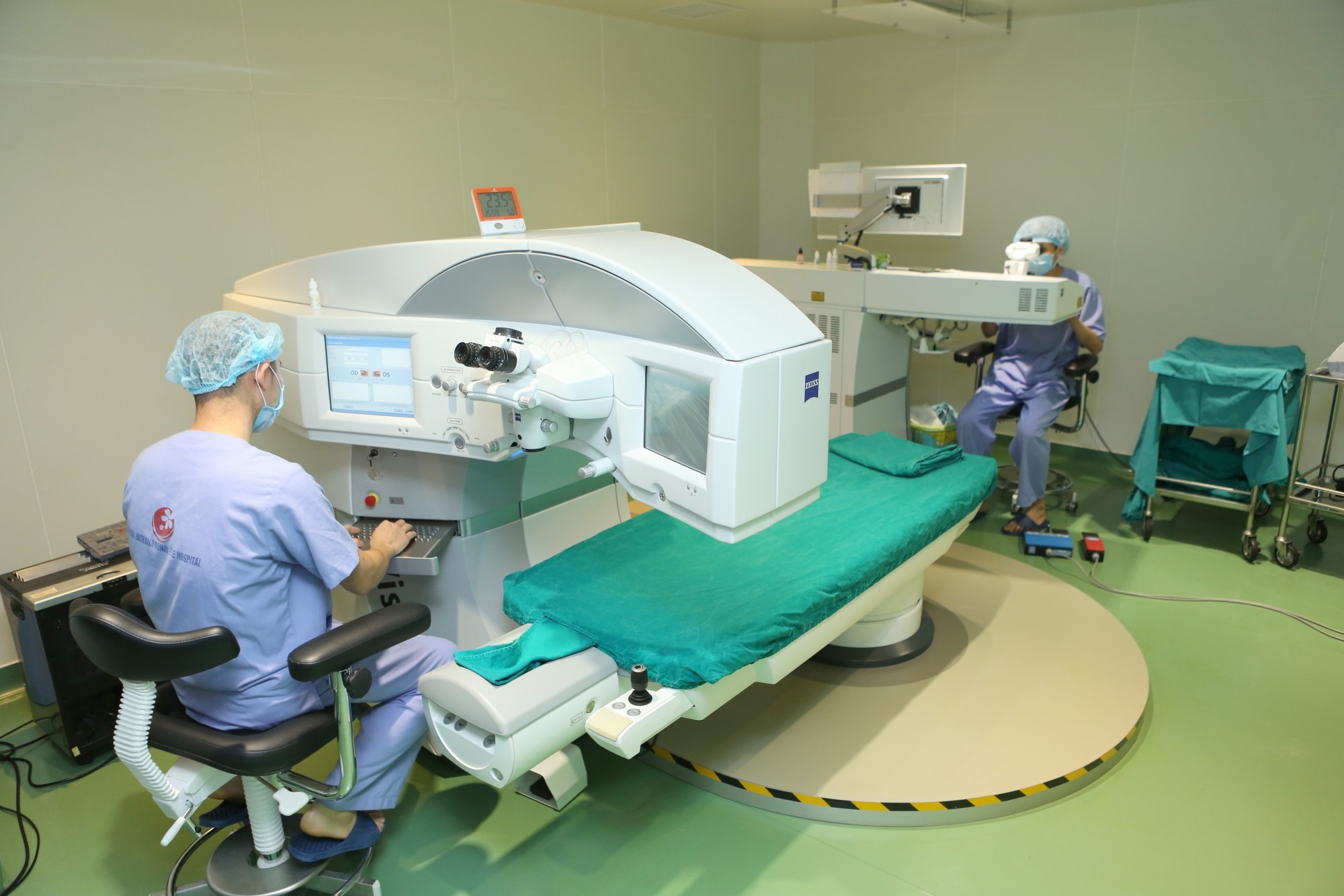 Phòng phẫu thuật Lasik tại Bệnh viện mắt Quốc tế Nhật  Bản